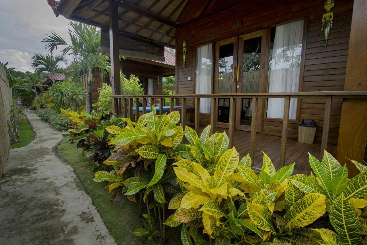 Amora Hut'S Nusa Lembongan  Exterior photo